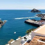 Mar Y Lava Villa *