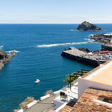 Mar Y Lava Villa *